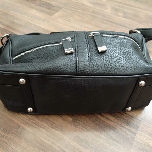 Tods Black Leather Hobo Bag - Picture 4 of 7